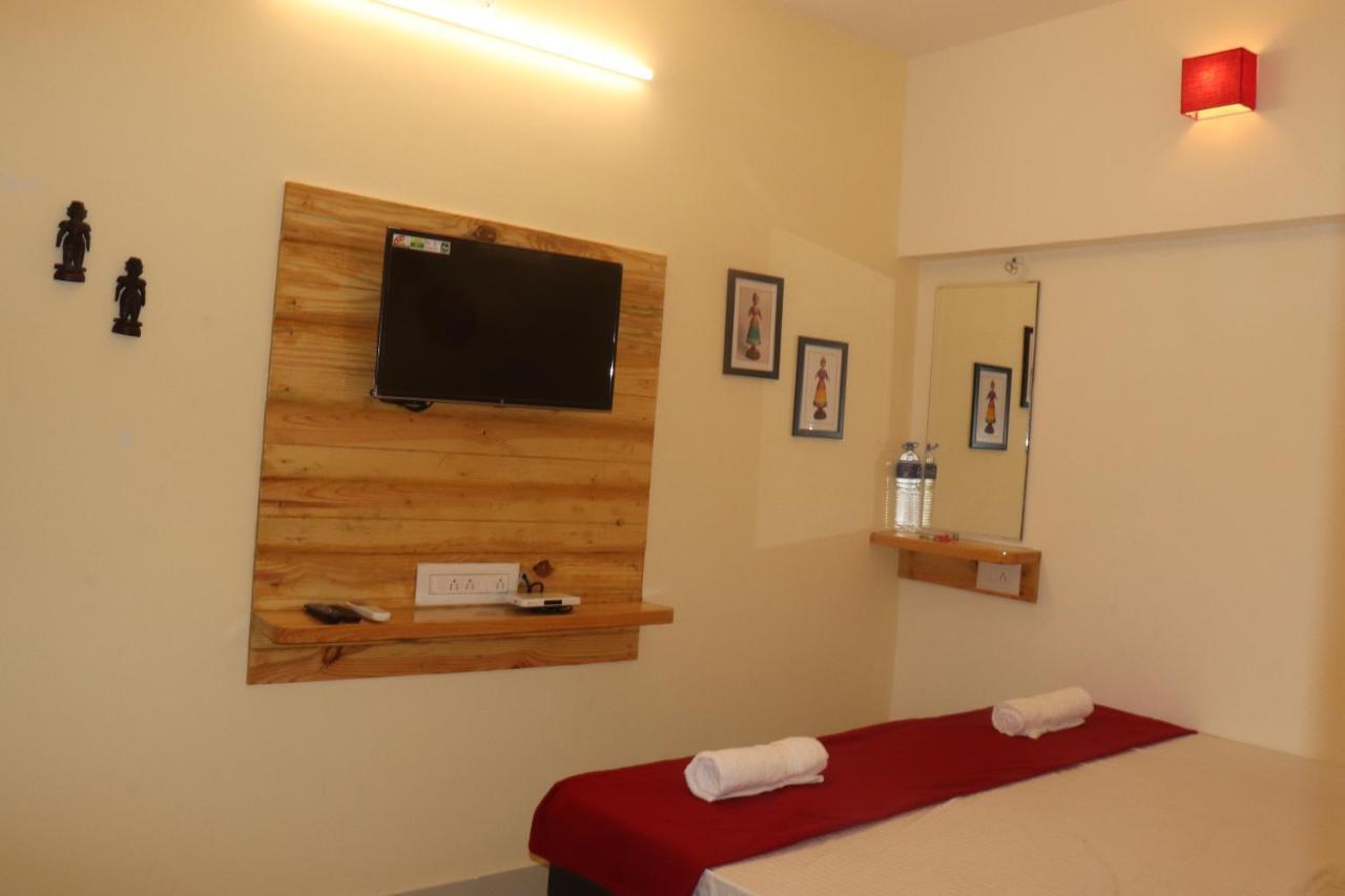 Grand Suites Srirangam Tiruchirappalli Екстериор снимка